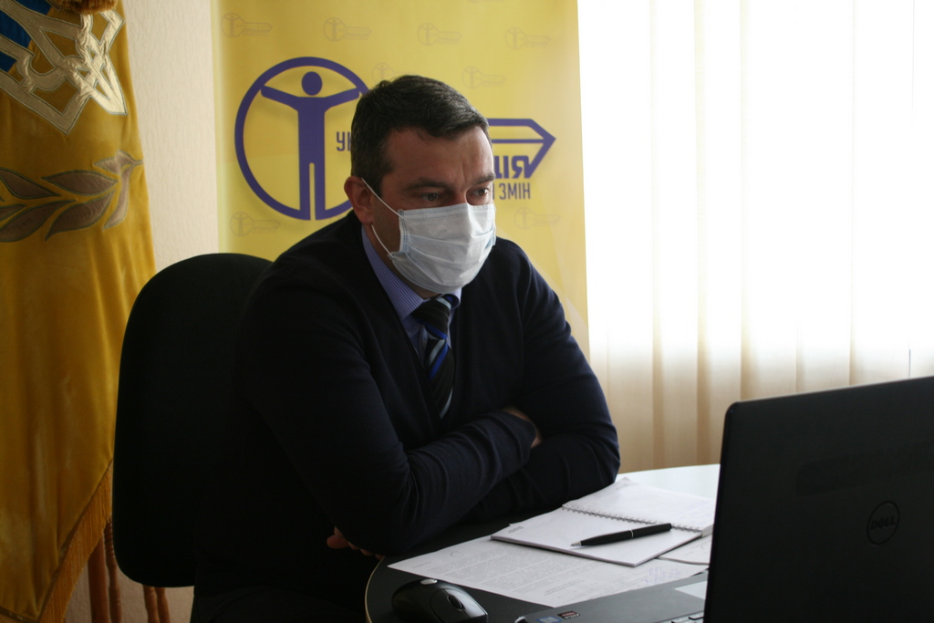 Розвести звільнених з колоній по домівках пропонує Благодійна організація «FREE ZONE»