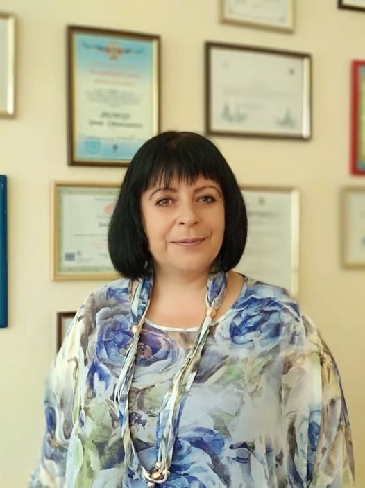 «Ґендер − соціально закріплені ролі, поведінка, діяльність і характерні ознаки, які певне суспільство вважає належними для жінок та чоловіків»