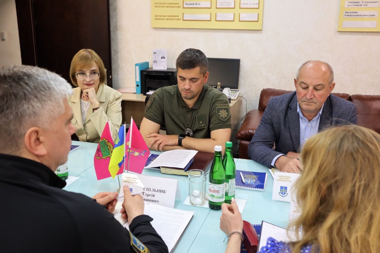Представники правоохоронних органів Запоріжжя обговорити основні принципи відновного правосуддя для неповнолітніх