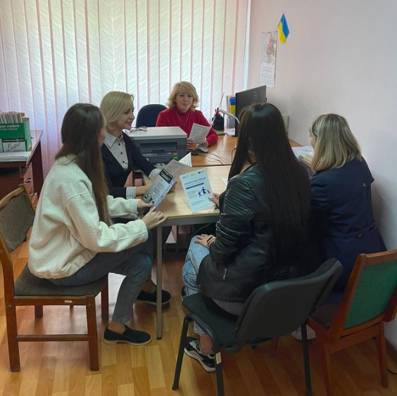 «Трудові відносини та примусова праця»