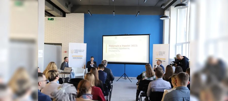 Результати соціологічного опитування НАЗК з комплексної оцінки ситуації з корупцією в Україні у 2023 році